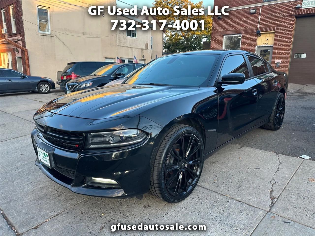 2015 Dodge Charger SXT Sedan 4D