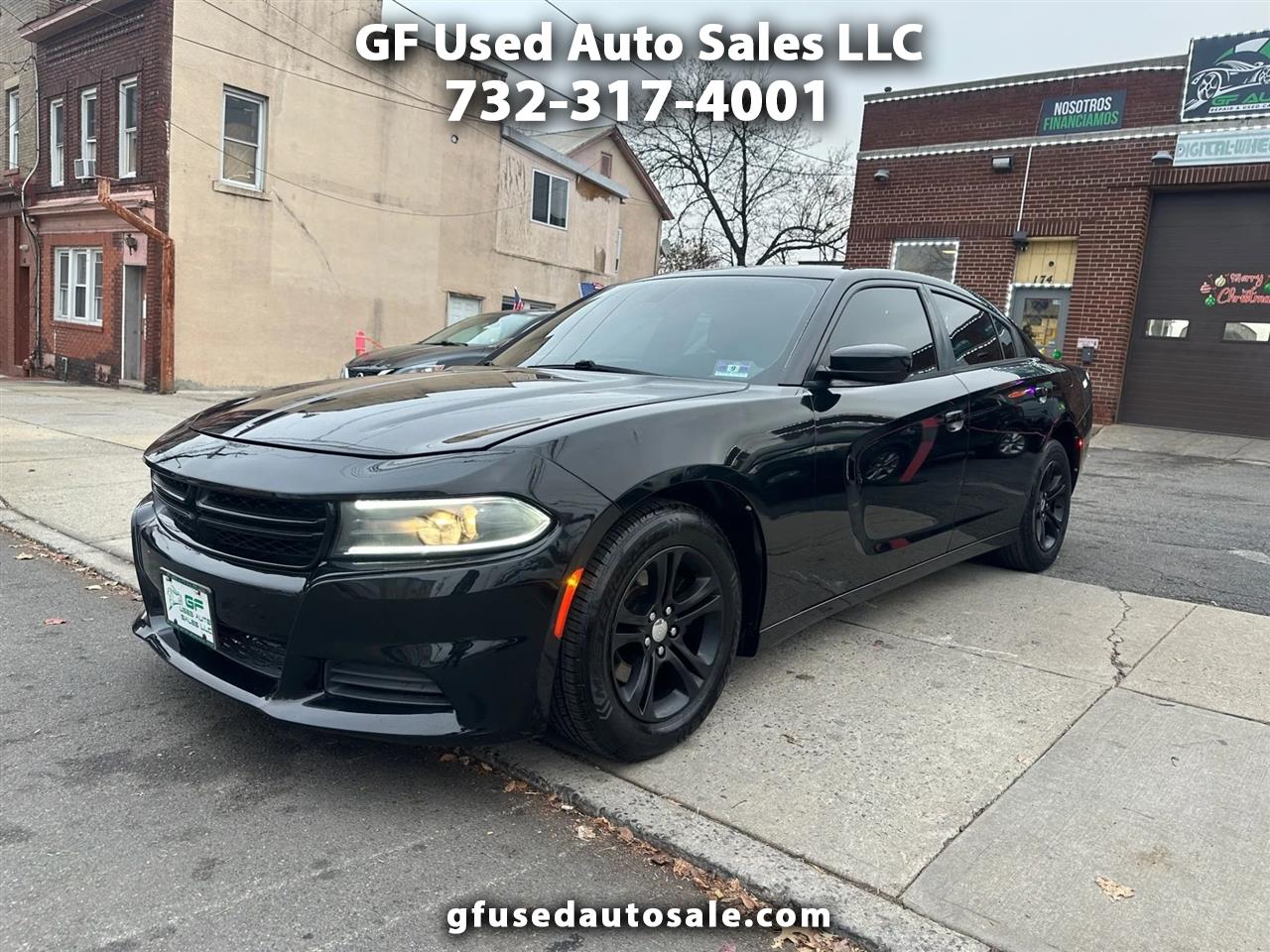 2015 Dodge Charger SE's photo