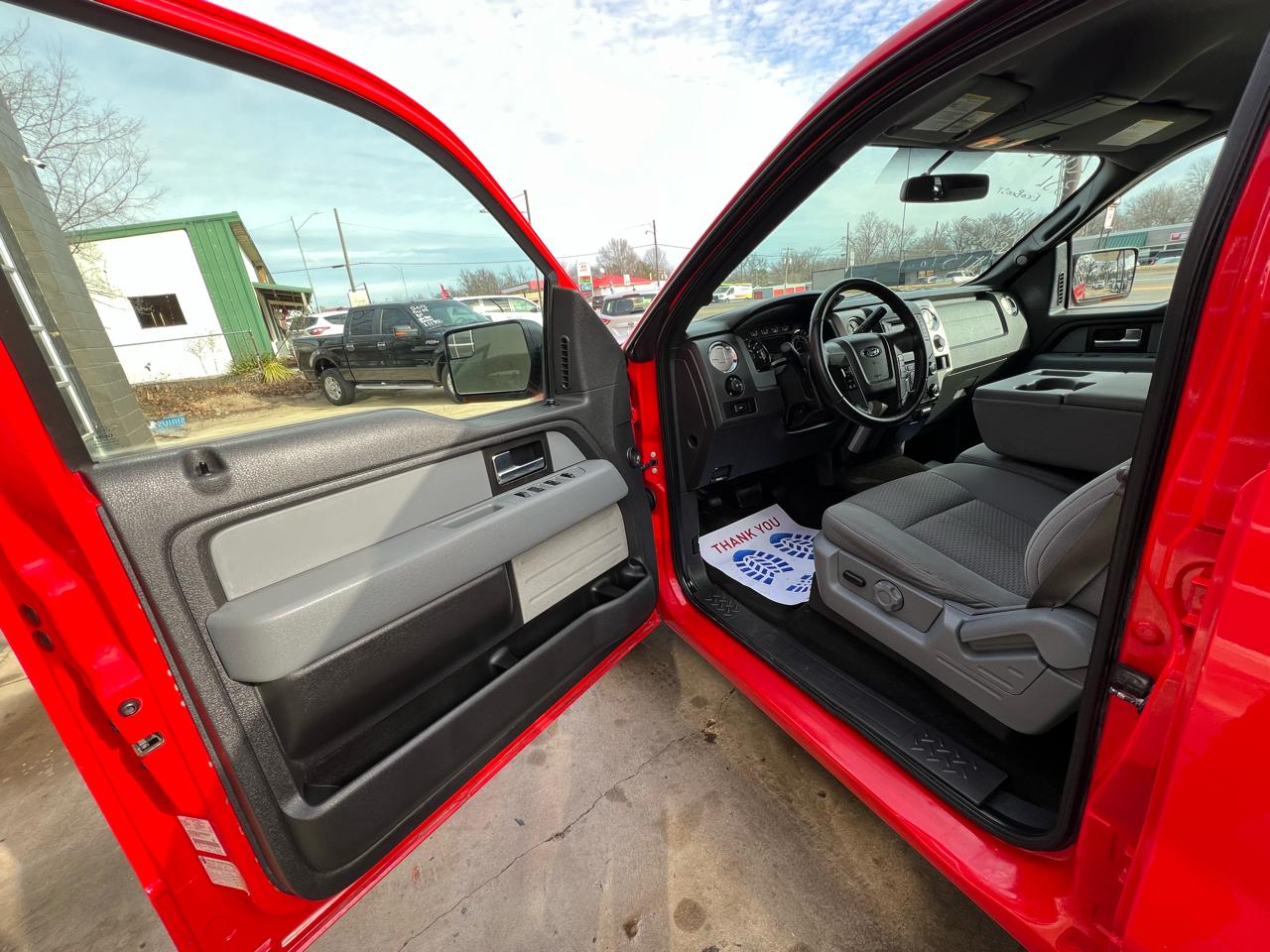 Ford F-150 4WD SuperCrew 150" XLT 2014