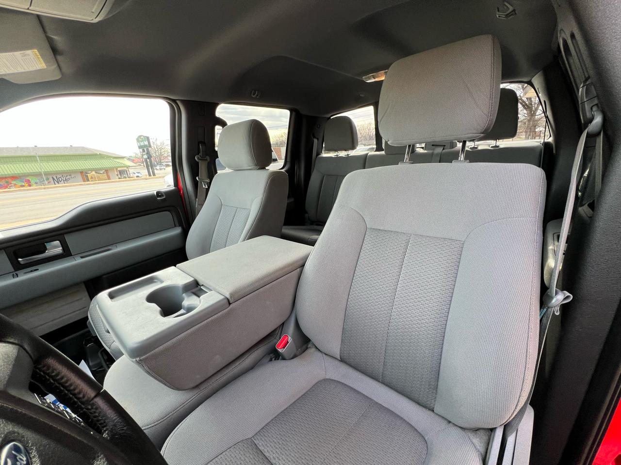 Ford F-150 4WD SuperCrew 150" XLT 2014