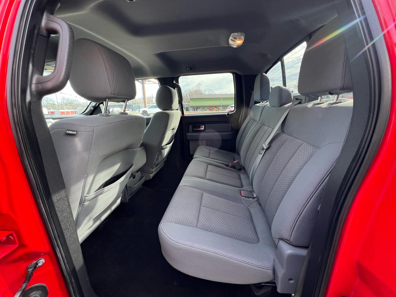 Ford F-150 4WD SuperCrew 150" XLT 2014