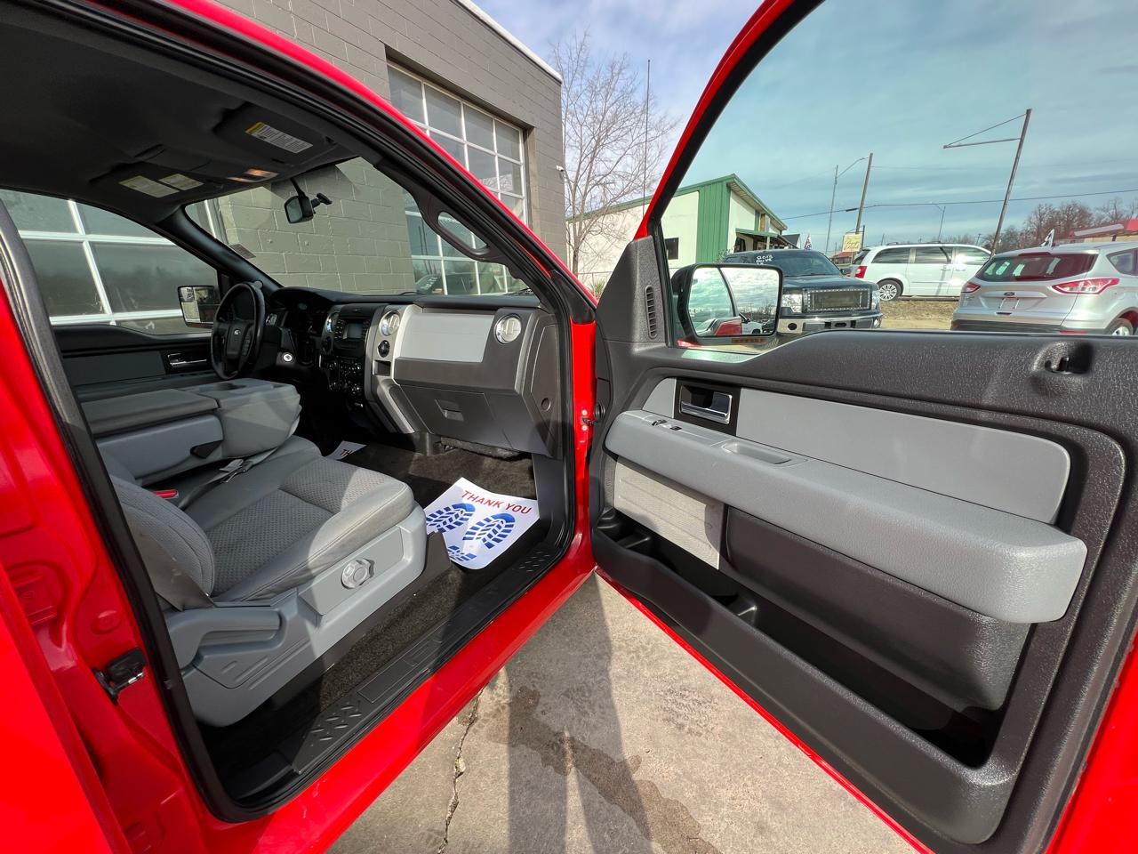 Ford F-150 4WD SuperCrew 150" XLT 2014