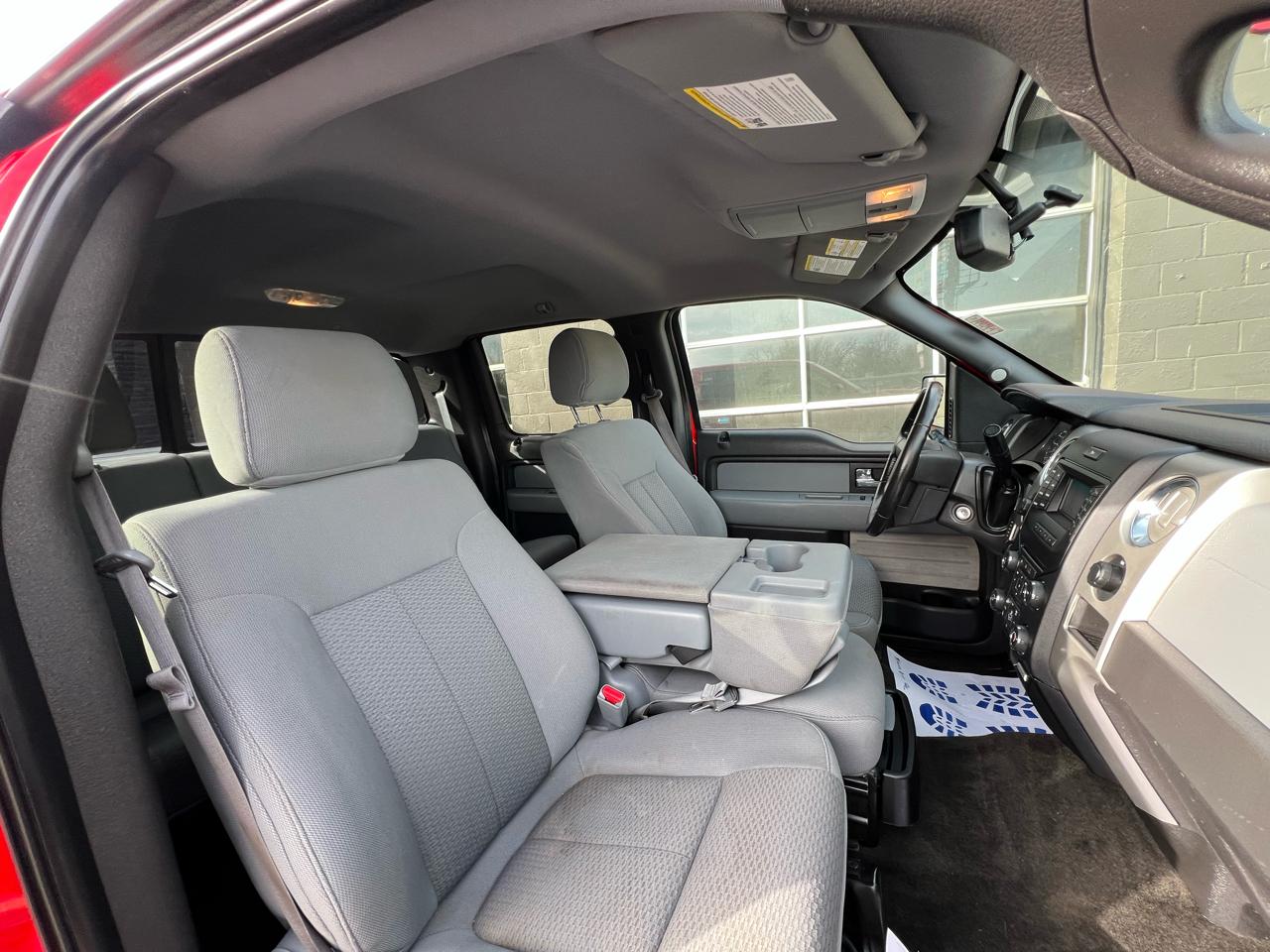 Ford F-150 4WD SuperCrew 150" XLT 2014