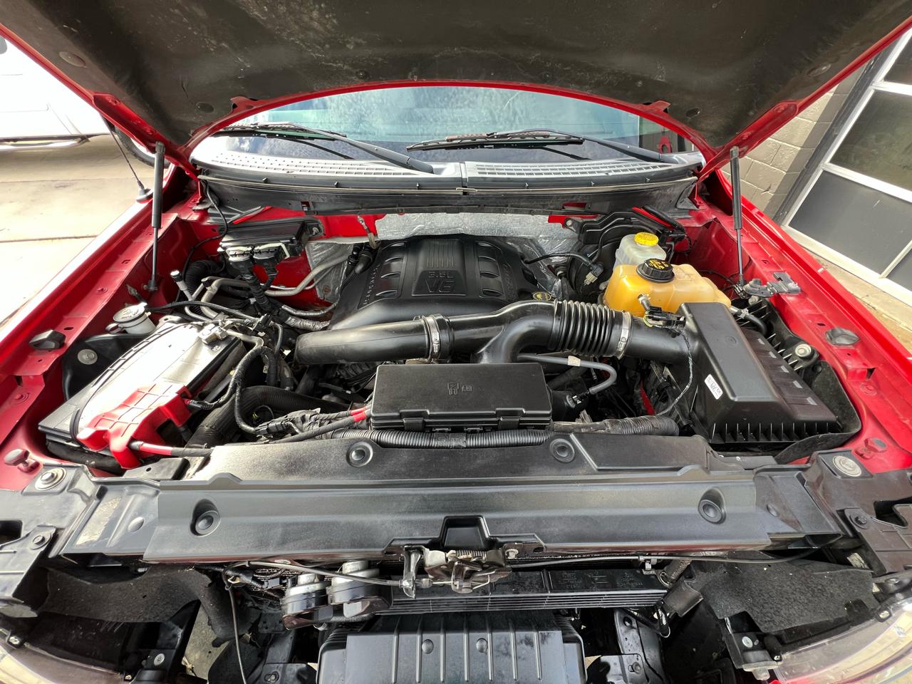 Ford F-150 4WD SuperCrew 150" XLT 2014