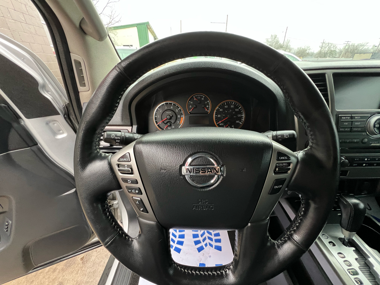 Nissan Armada  2013