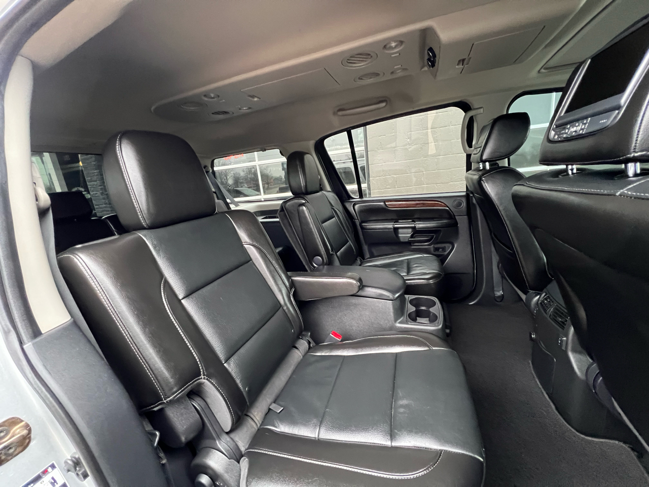 Nissan Armada  2013