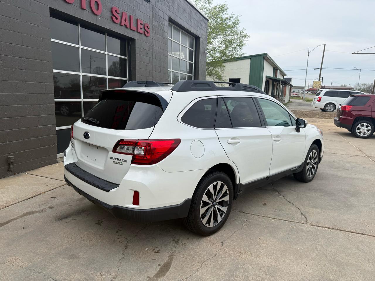 Subaru Outback  2016