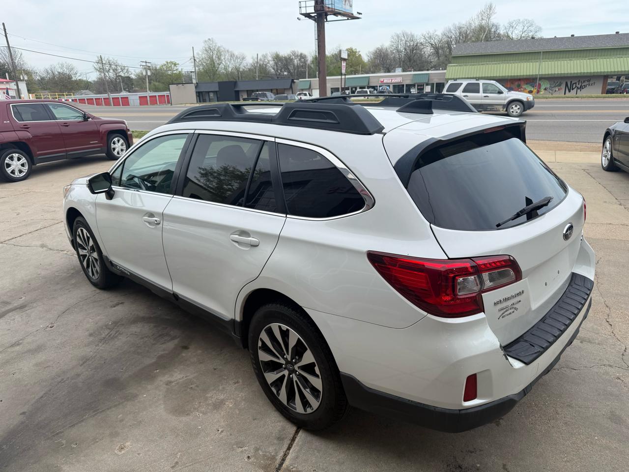 Subaru Outback  2016