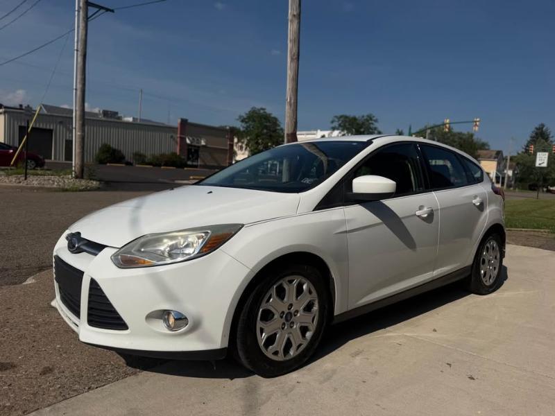 Ford Focus SE 2012