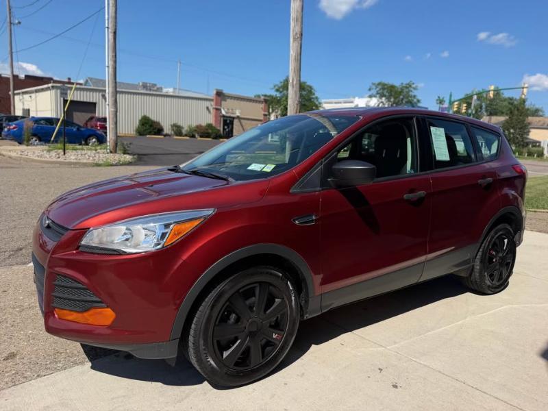 Ford Escape S FWD 2015