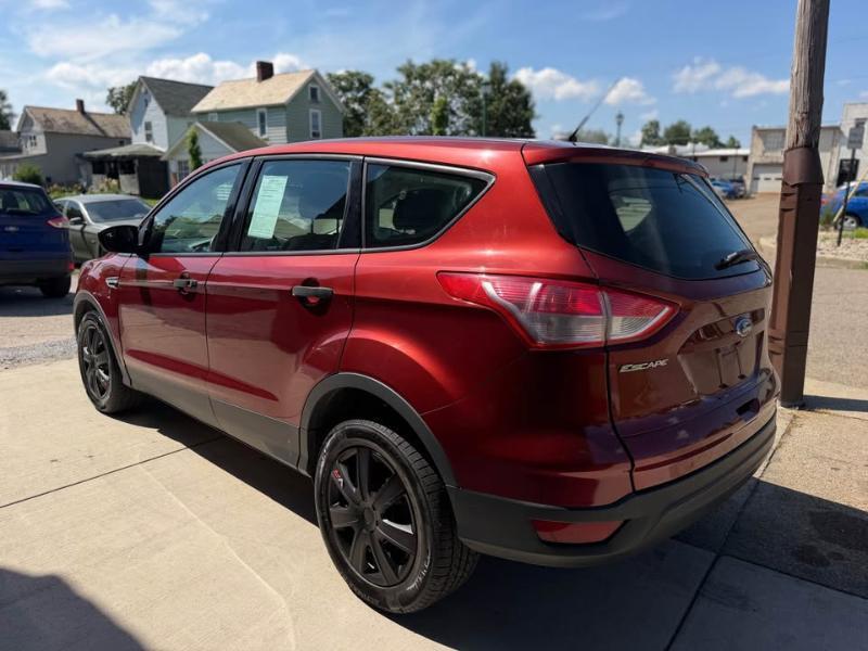 Ford Escape S FWD 2015