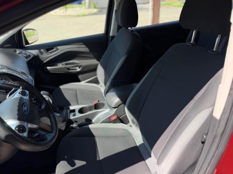 Ford Escape S FWD 2015