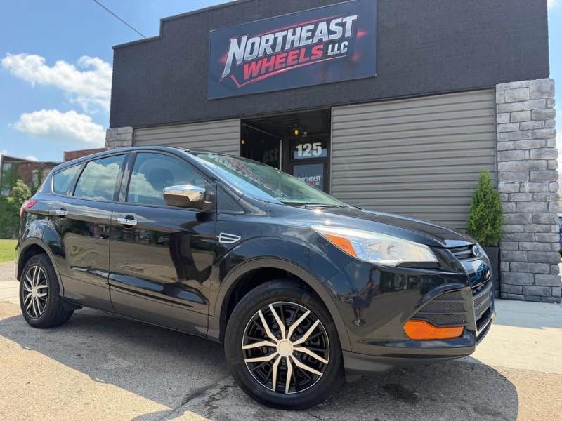 Ford Escape S FWD 2013