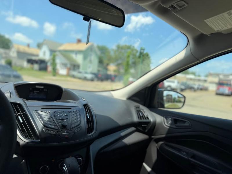 Ford Escape S FWD 2013