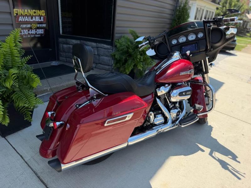 Harley-Davidson FLHX Street Glide 2021
