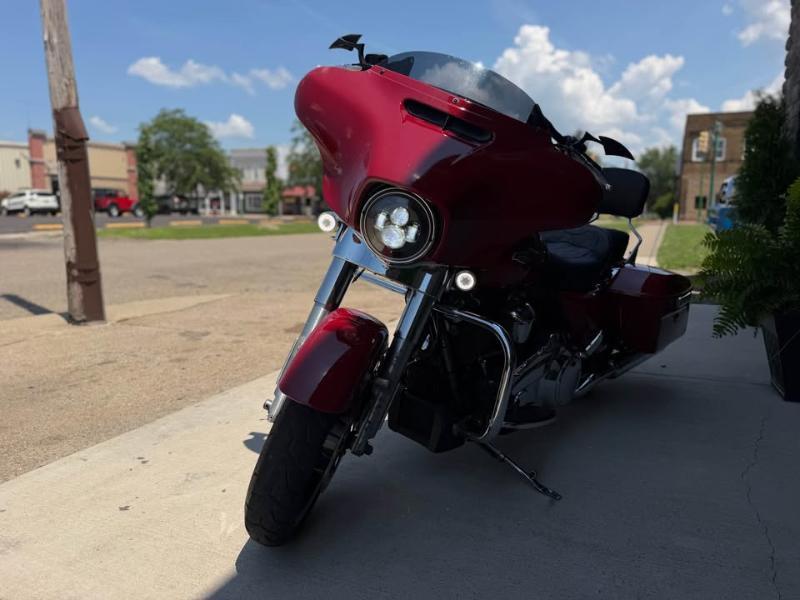 Harley-Davidson FLHX Street Glide 2021
