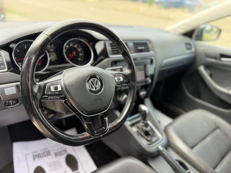 Volkswagen Jetta TDI S 6A 2015