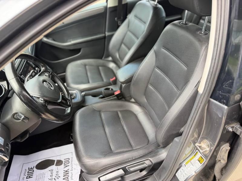 Volkswagen Jetta TDI S 6A 2015