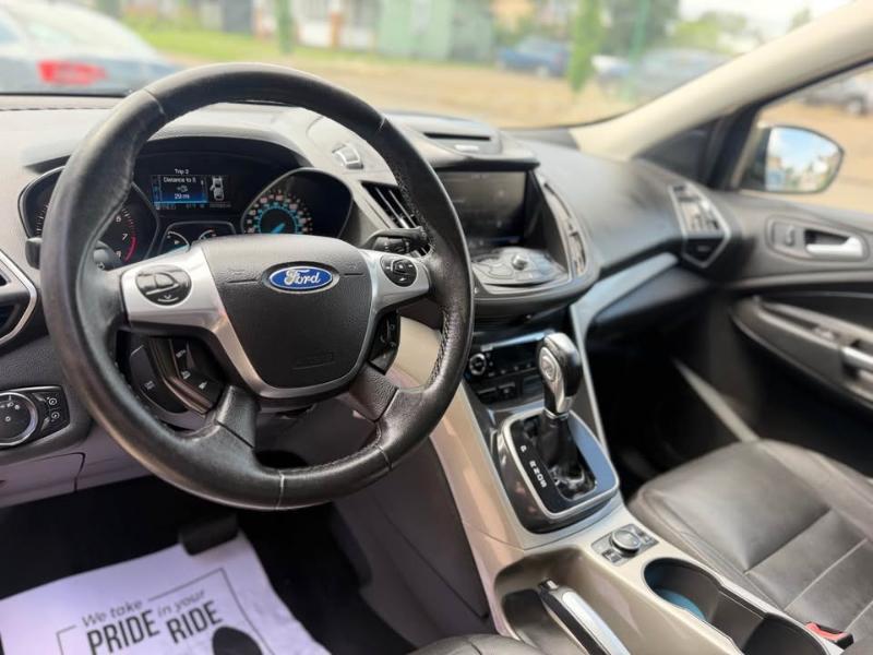 Ford Escape SEL 4WD 2013