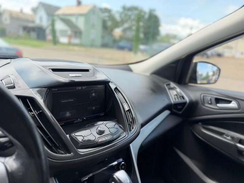 Ford Escape SEL 4WD 2013