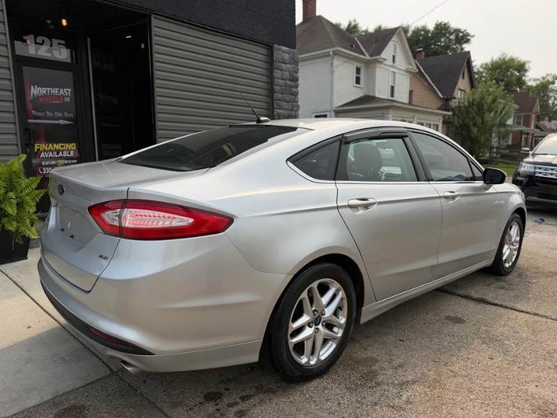 Ford Fusion SE 2013