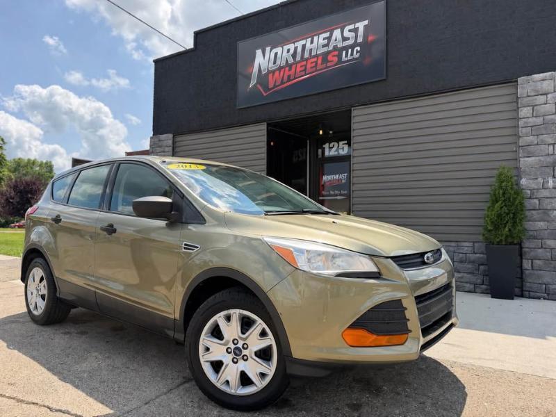 Ford Escape S FWD 2013