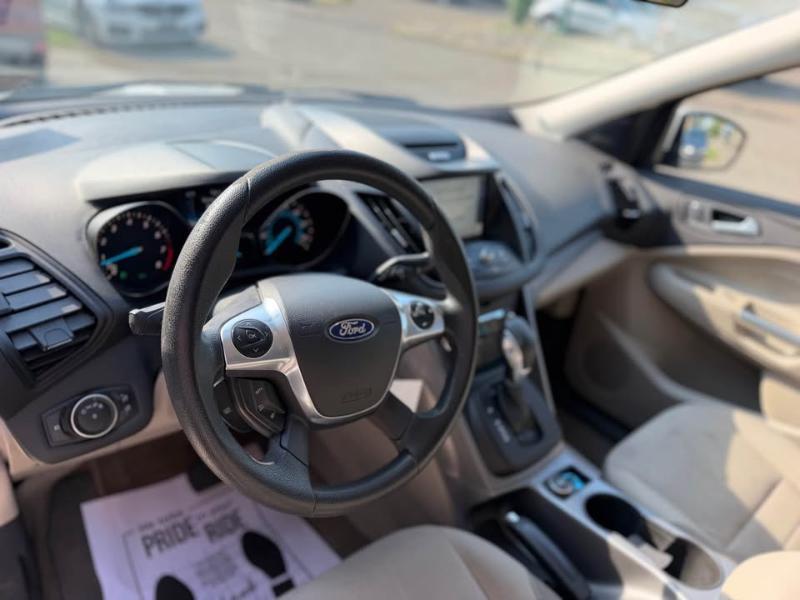 Ford Escape SE 4WD 2016