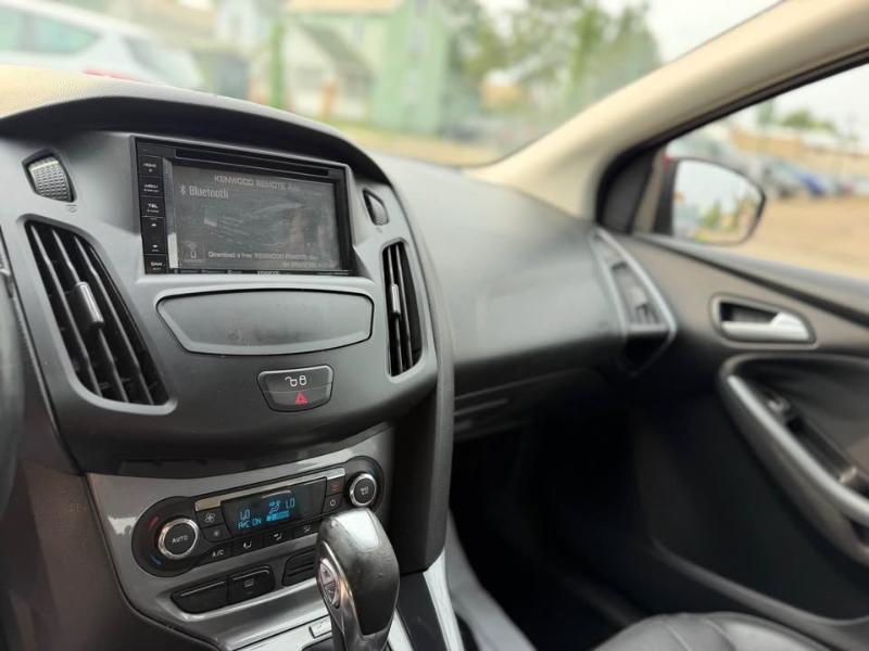 Ford Focus Titanium Hatch 2013