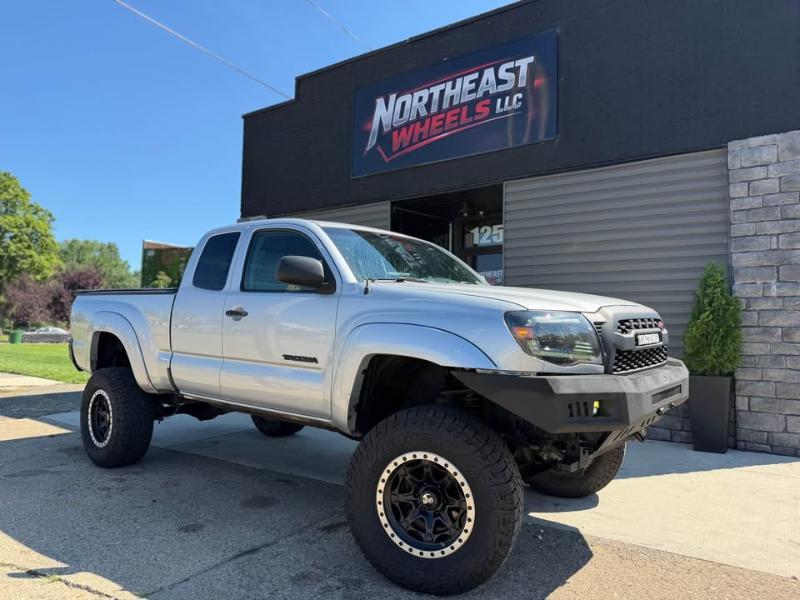 Toyota Tacoma Access Cab V6 4WD 2011