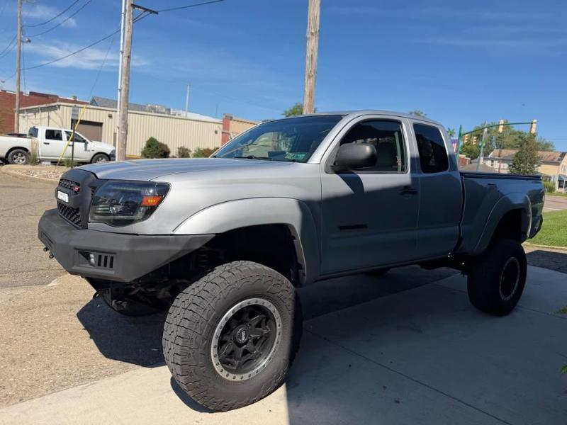 Toyota Tacoma Access Cab V6 4WD 2011