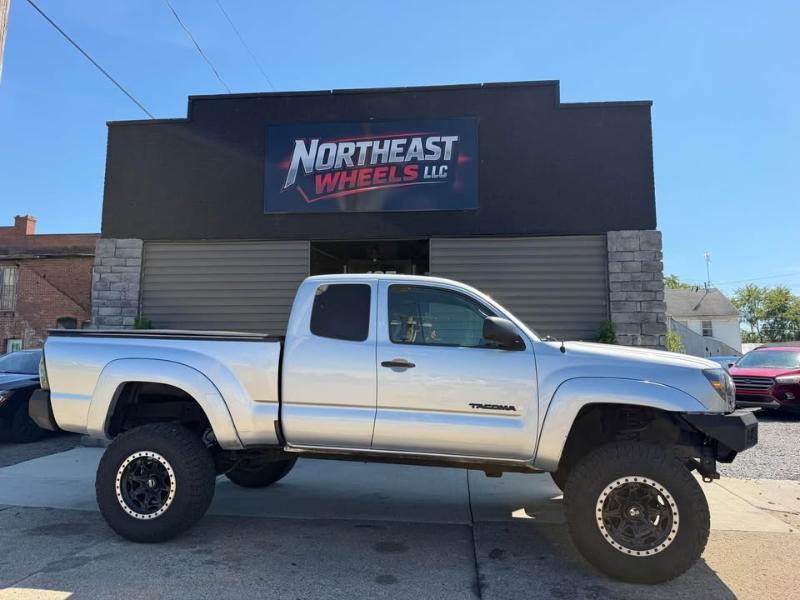 Toyota Tacoma Access Cab V6 4WD 2011