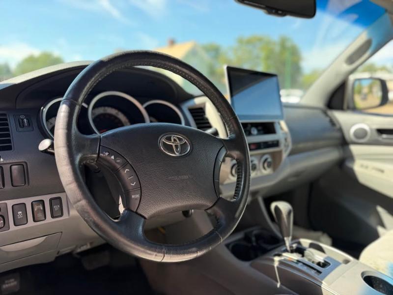 Toyota Tacoma Access Cab V6 4WD 2011