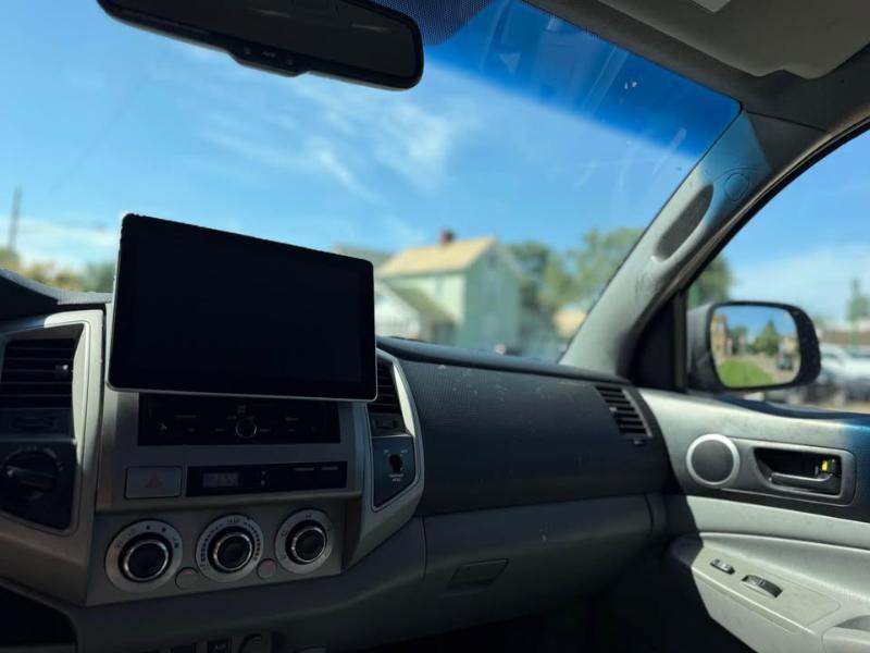 Toyota Tacoma Access Cab V6 4WD 2011