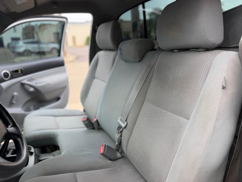 Toyota Tacoma Regular Cab 4WD 2009