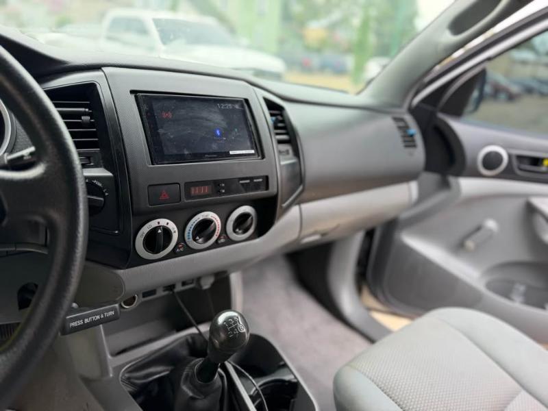 Toyota Tacoma Regular Cab 4WD 2009