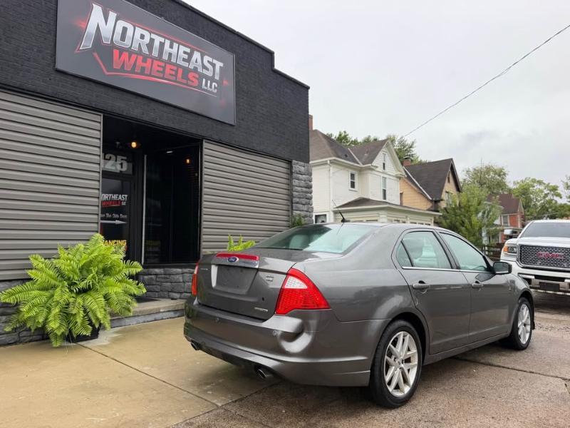 Ford Fusion V6 SEL AWD 2011
