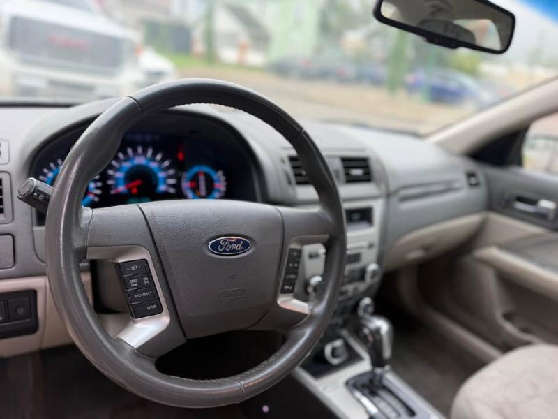 Ford Fusion V6 SEL AWD 2011