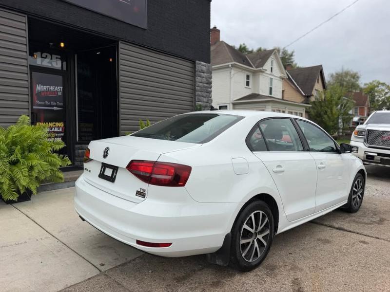 Volkswagen Jetta 1.4T SE 6A 2017