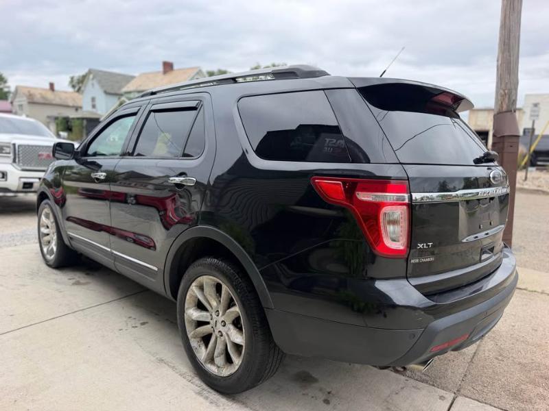 Ford Explorer XLT 4WD 2013