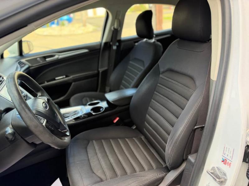 Ford Fusion SE 2013