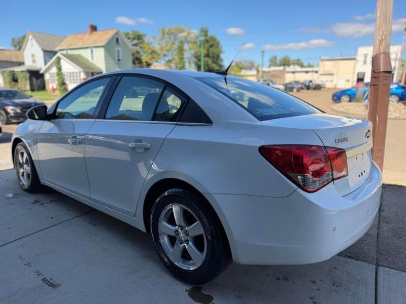 Chevrolet Cruze 1LT 2012