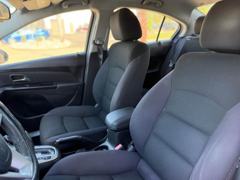 Chevrolet Cruze 1LT 2012