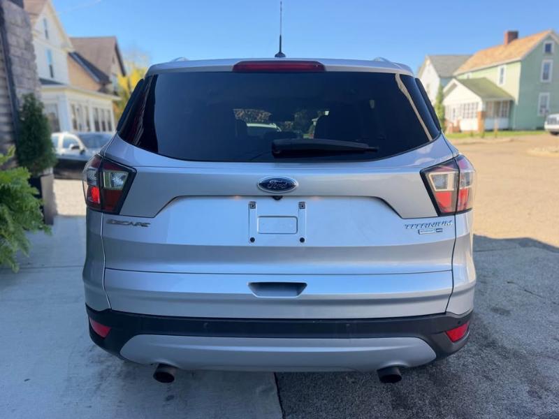 Ford Escape Titanium 4WD 2017