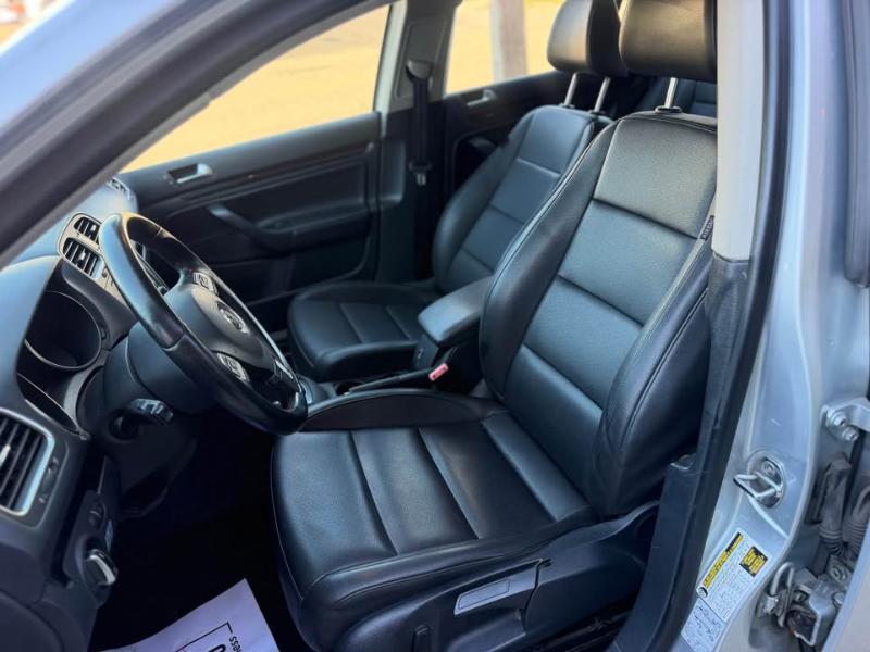 Volkswagen Jetta SportWagen 2.0L TDI 2014