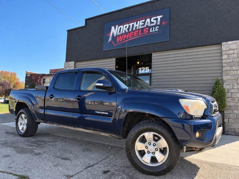 Toyota Tacoma Double Cab Long Bed V6 Auto 4WD 2012