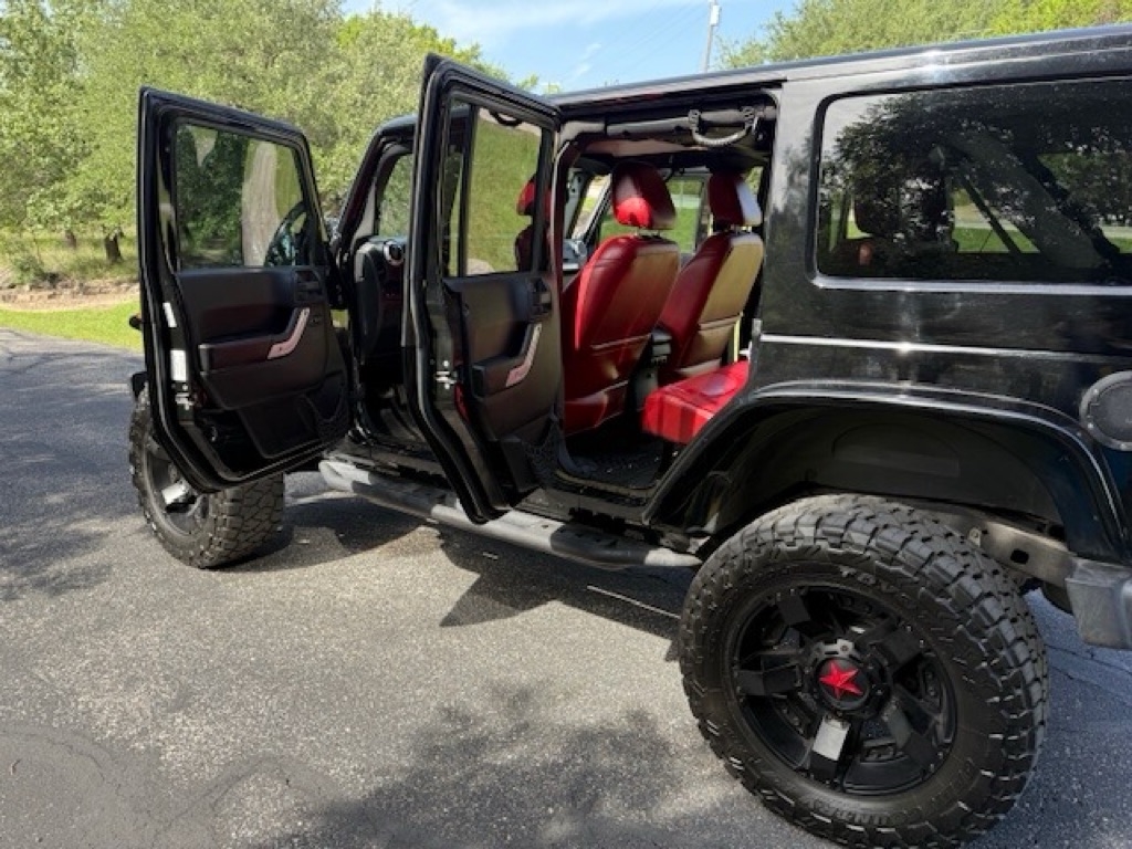 Jeep Wrangler  2013