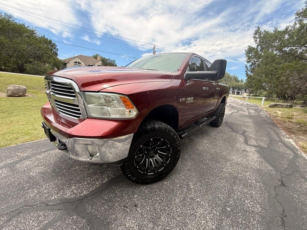 2016 RAM 1500 Big Horn 4x4 Crew Cab 5'7's photo
