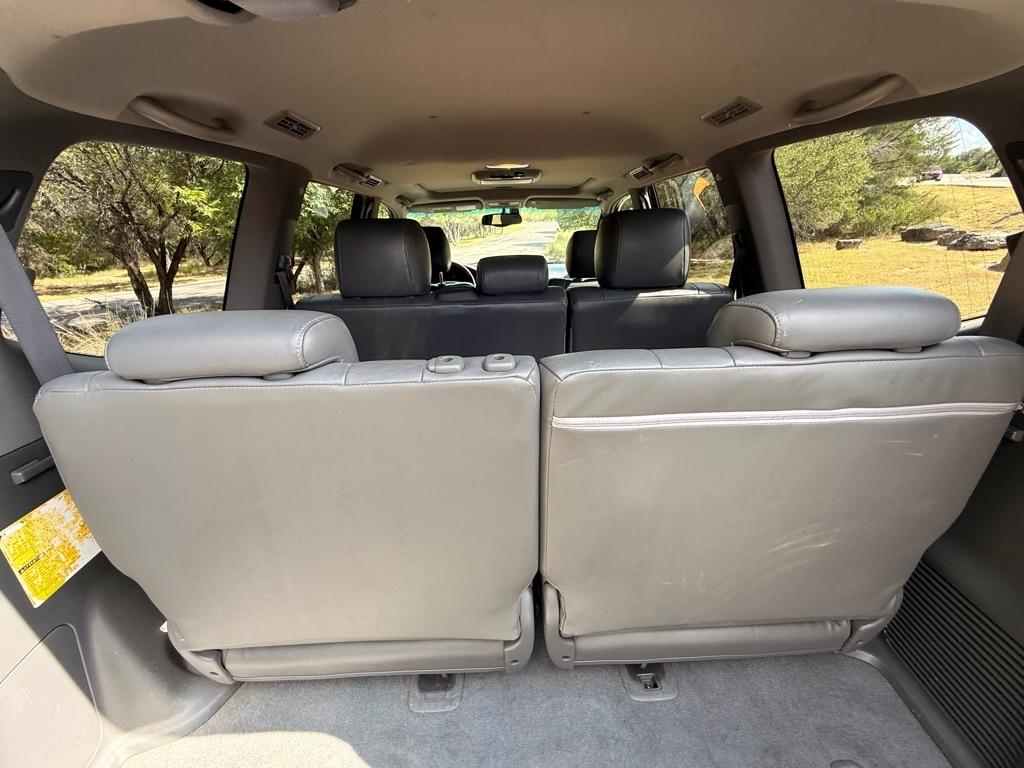 2004 Lexus GX 470 - Photo 21