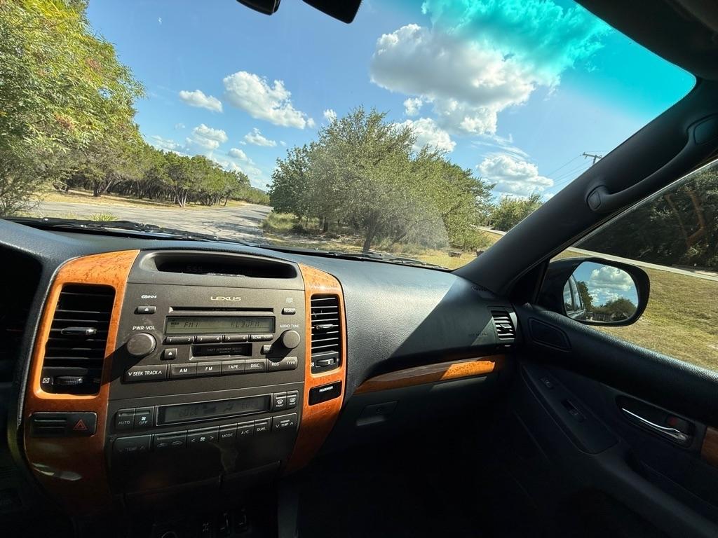 2004 Lexus GX 470 - Photo 24
