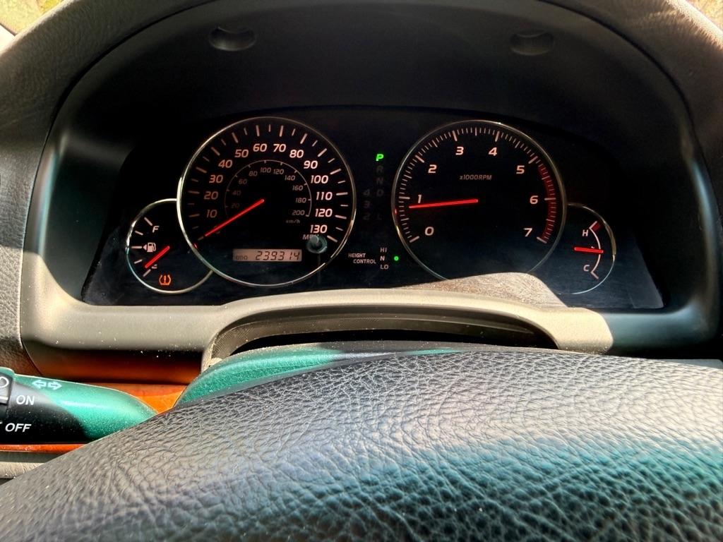 2004 Lexus GX 470 - Photo 25